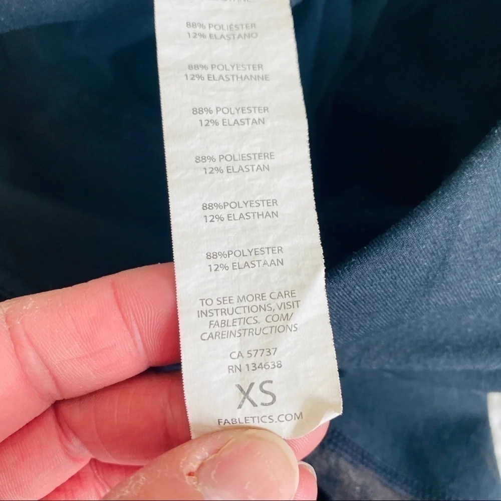 Fabletics navassa crop